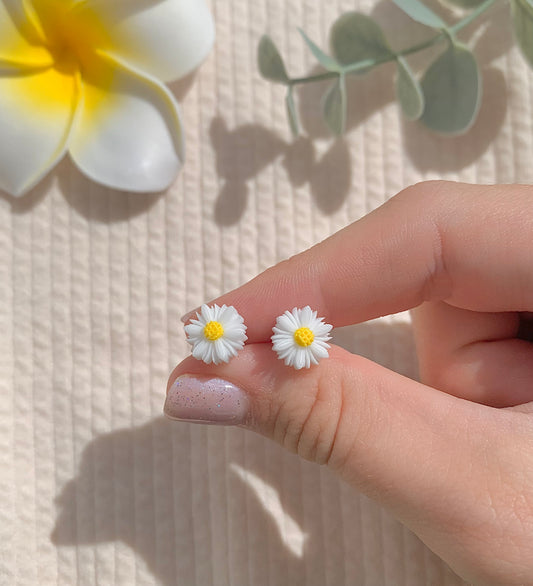 Daisy earrings